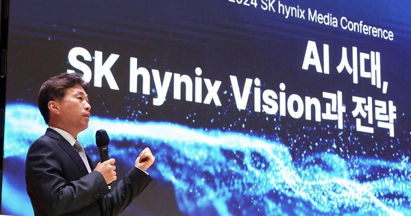 SK Hynix hé lộ ổ SSD 300 TB sẵn sàng cho kỷ nguyên AI