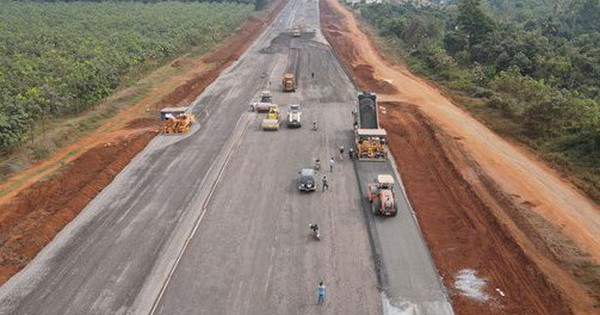 Đề xuất Chính phủ gỡ khó 620.000 m3 đất đắp cao tốc Phan Thiết