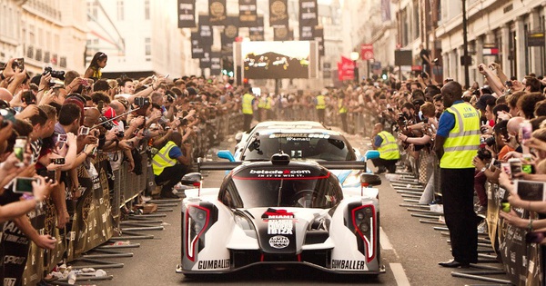 Hành trình siêu xe Gumball 3000 cắt hoạt động giải trí, gây quỹ hỗ trợ Việt Nam