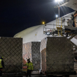 Châu Âu hứng cơn lũ ‘hàng thừa’