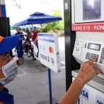 Leo lên mốc 60 USD/thùng