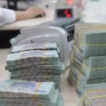 Ngân hàng tất tay ‘săn khách’ gửi tiền lãi suất cao