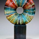 Triển lãm Gốm cá nhân “Khởi Thủy” – từ những mảnh đa giác trên toan sang những khối hình trong không gian