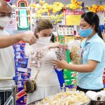 Khởi động mùa mua sắm Tết Bính Ngọ