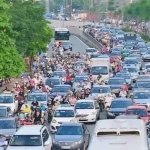 Không để ùn tắc kéo dài trên các tuyến đường vào trung tâm Hà Nội và TPHCM
