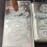 Giá bạc giảm mạnh, lỗ 45 triệu đồng/kg trong 10 ngày qua