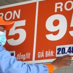 Xăng có thể tăng gần 1.000 đồng/lít?