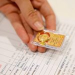 Công ty vàng tăng bán khi giá giảm mạnh