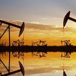 Lao dốc 11% sau tin Mỹ hoãn tấn công Iran