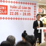 Phở, cà phê, bánh mì và nón lá Việt Nam được UNIQLO đưa lên trang phục