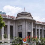 NHNN bơm thanh khoản VND dài hạn hơn
