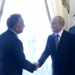 3 giờ sau cánh cửa khóa kín: Ông Putin “tò mò” về điều Mỹ mang tới