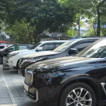 Giá gửi ô tô tăng, người dân nội đô Hà Nội xoay sở tìm chỗ đỗ xe