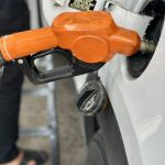 Xăng trong nước có thể tăng mạnh?